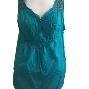 Calvin Klein green embellished sleeveless top cotton size small v-neck blouse
